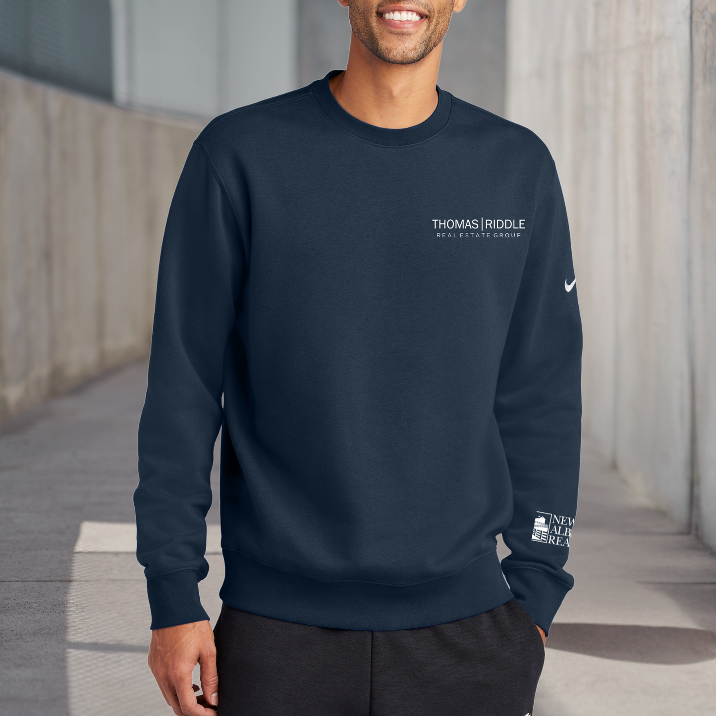 T|R :  Nike Crew Sweatshirt